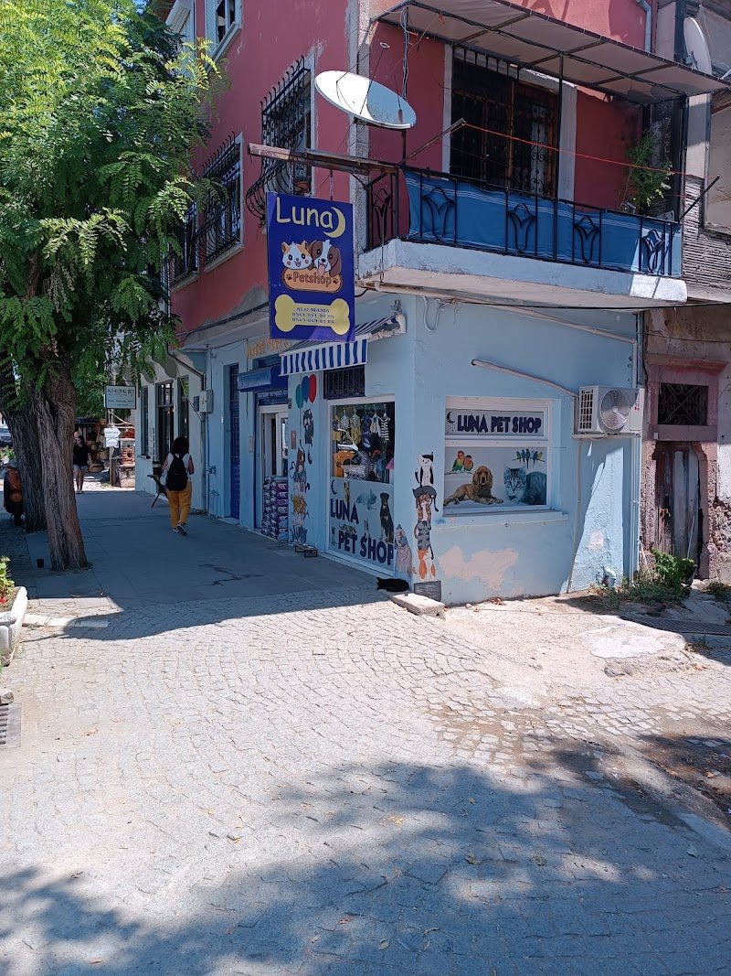 Luna Pet Shop