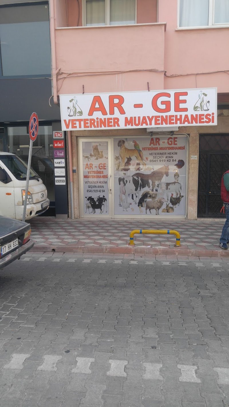 AR-GE VETERİNER MUAYENEHANESİ