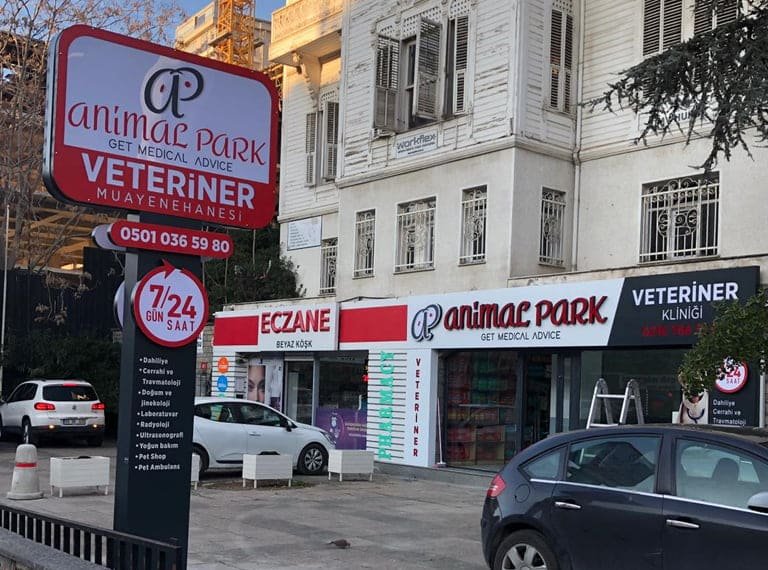 Animal Park Veteriner Kliniği 7/24 Acil Kadıköy / Göztepe / Feneryolu Nöbetçi Veteriner